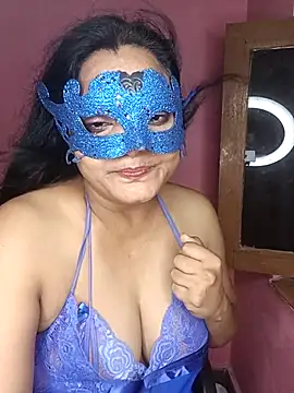 Snapshot of MEERAcle chatting on September 2025 08:36:01 PM MEERAcle online show from September 2025 08:36:01 PM