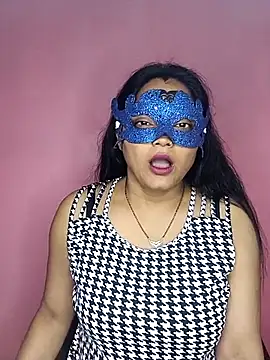 Snapshot of MEERAcle chatting on October 2025 12:49:02 PM MEERAcle online show from October 2025 12:49:02 PM