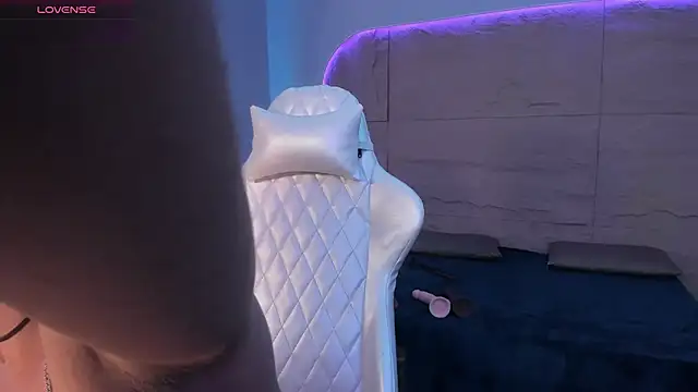 ZahaRose online show from September 2025 11:20:01 PM