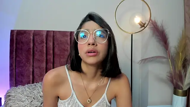 IvyJhons online show from January 2026 12:07:01 PM