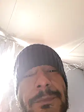 MassedParidae online show from February 2026 04:50:01 PM