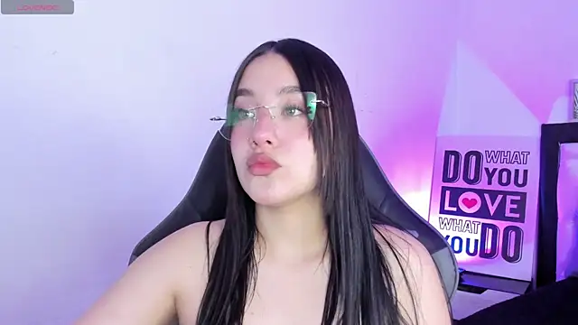 KimGarces online show from September 2025 08:31:02 PM