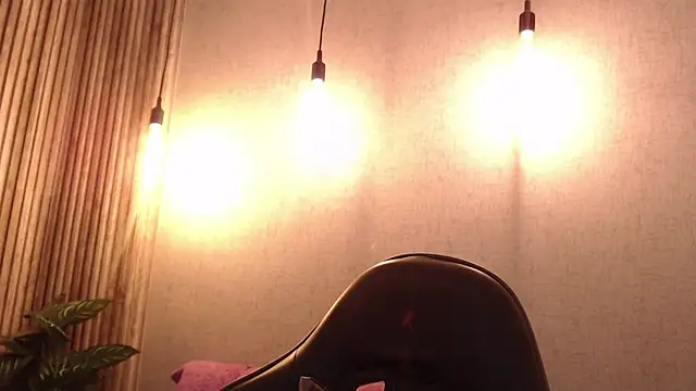 KimGarces online show from October 2025 03:32:02 PM