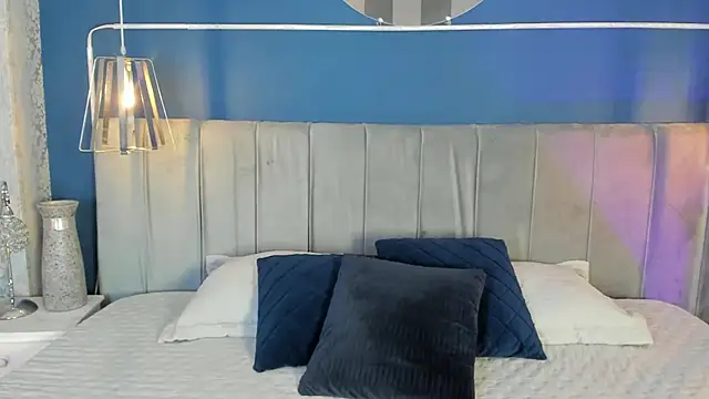 Snapshot of _Maccaa_ chatting on September 2025 11:56:02 AM Maccaa online show from September 2025 11:56:02 AM