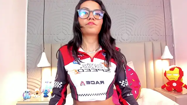 eviegothel  online show from January 2026 08:44:02 PM