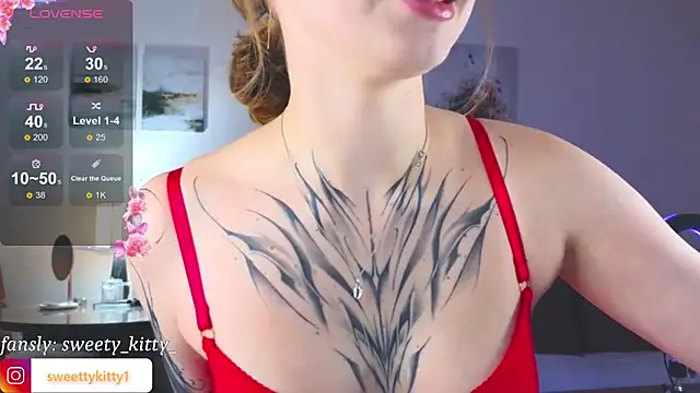 Snapshot of sweettykitty chatting on September 2025 05:18:02 PM sweettykitty online show from September 2025 05:18:02 PM