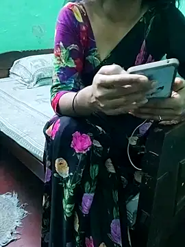 Apurvaa online show from December 2025 04:04:01 PM