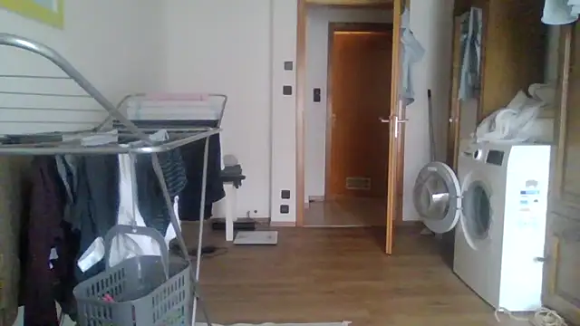 Snapshot of XLBarehengst chatting on February 2026 01:20:02 PM XLBarehengst online show from February 2026 01:20:02 PM