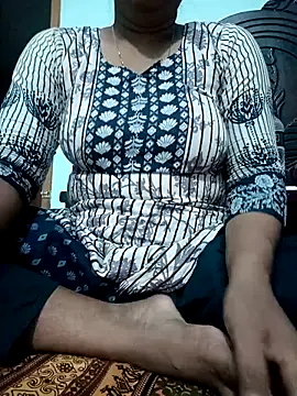 Snapshot of Rina-2 chatting on October 2025 01:09:01 PM Rina-2 online show from October 2025 01:09:01 PM