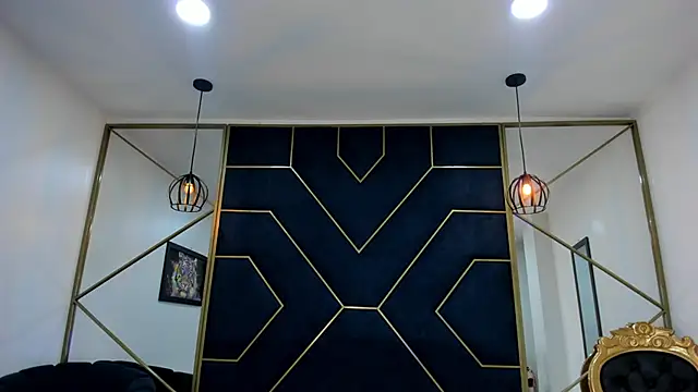 NavannyCattan online show from December 2025 02:51:02 AM