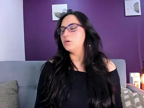 NavannyCattan online show from February 2026 08:18:01 PM