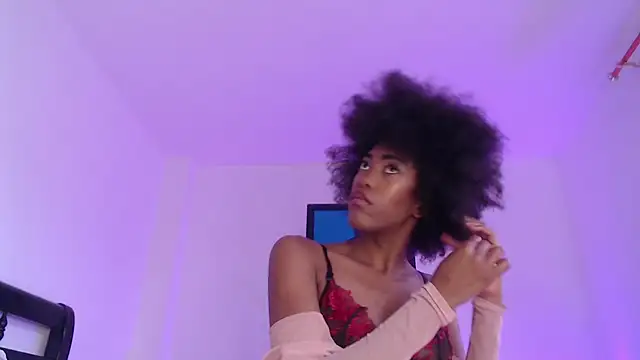 Snapshot of lucyymaximo chatting on March 2026 07:13:02 PM lucyymaximo online show from March 2026 07:13:02 PM