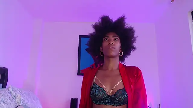 Snapshot of lucyymaximo chatting on March 2026 05:13:02 PM lucyymaximo online show from March 2026 05:13:02 PM