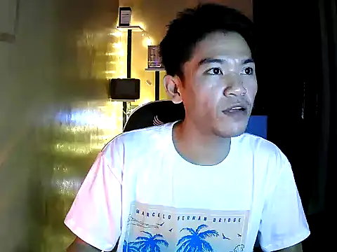 Riiichie wilCumm online show from February 2026 11:26:01 AM