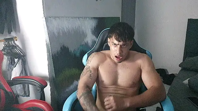 Snapshot of latin_party007 chatting on July 2026 04:19:01 AM latin party007 online show from July 2026 04:19:01 AM