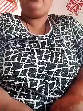 Snapshot of sexymotto chatting on October 2025 09:04:02 AM sexymotto online show from October 2025 09:04:02 AM