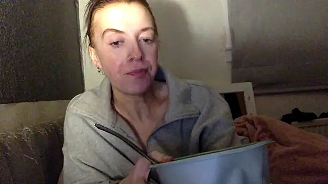 Bellababexox online show from June 2026 02:53:01 AM
