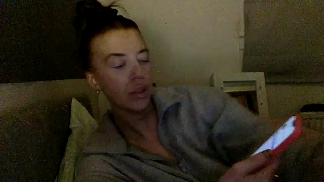 Bellababexox online show from June 2026 04:13:01 AM