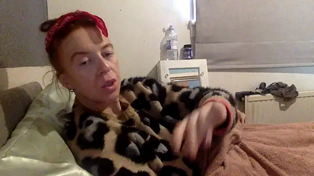 Bellababexox online show from June 2026 11:21:02 AM