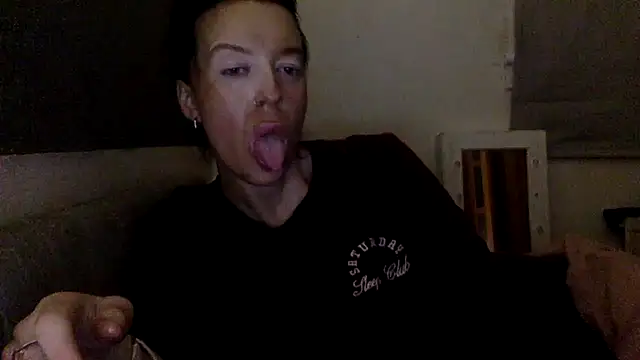 Bellababexox online show from June 2026 11:49:01 PM