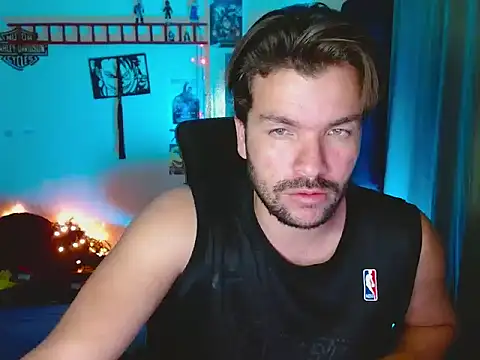 Snapshot of cortelioni_massimo_ chatting on October 2025 01:03:02 AM cortelioni massimo online show from October 2025 01:03:02 AM