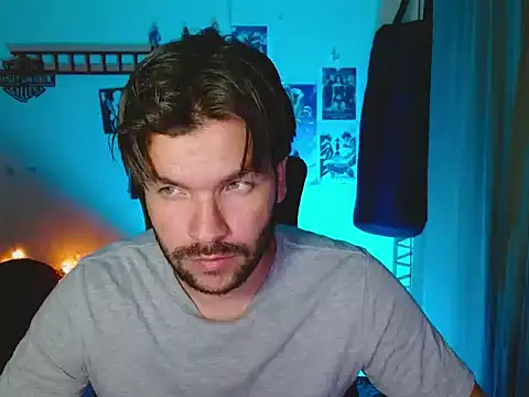 Snapshot of cortelioni_massimo_ chatting on October 2025 01:47:01 AM cortelioni massimo online show from October 2025 01:47:01 AM