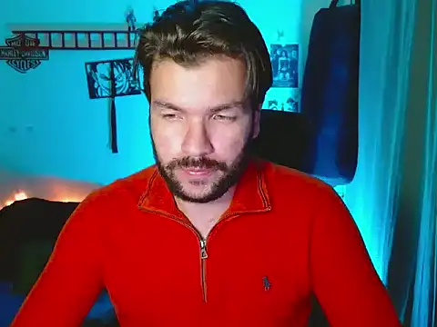 Snapshot of cortelioni_massimo_ chatting on October 2025 02:56:01 AM cortelioni massimo online show from October 2025 02:56:01 AM