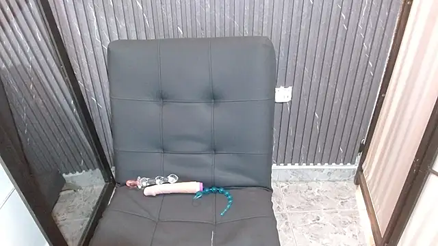 Thalia 220 online show from December 2025 12:45:02 PM