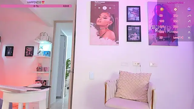 isa-gomez online show from April 2026 05:06:02 PM