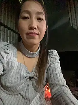 Huong-Ly online show from November 2025 02:11:01 AM