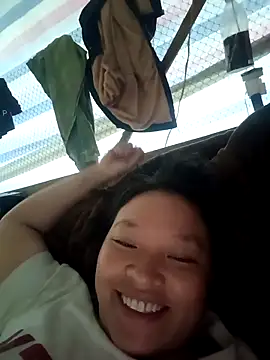 MuiNay online show from October 2025 03:04:02 AM