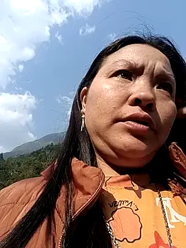 MuiNay online show from February 2026 02:37:01 AM