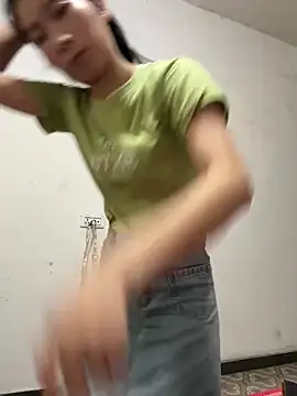 Snapshot of crhong666 chatting on September 2025 11:26:01 PM crhong666 online show from September 2025 11:26:01 PM