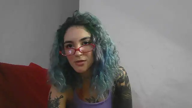 peetitefairy online show from May 2026 09:00:02 PM