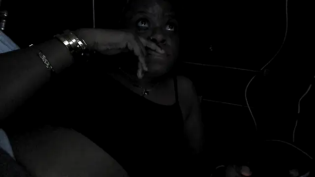 Snapshot of Curvy_AfricanQuinn chatting on March 2026 06:22:02 PM Curvy AfricanQuinn online show from March 2026 06:22:02 PM