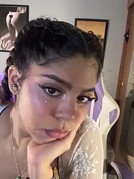 Snapshot of hannachris- chatting on September 2025 02:11:02 AM hannachris- online show from September 2025 02:11:02 AM