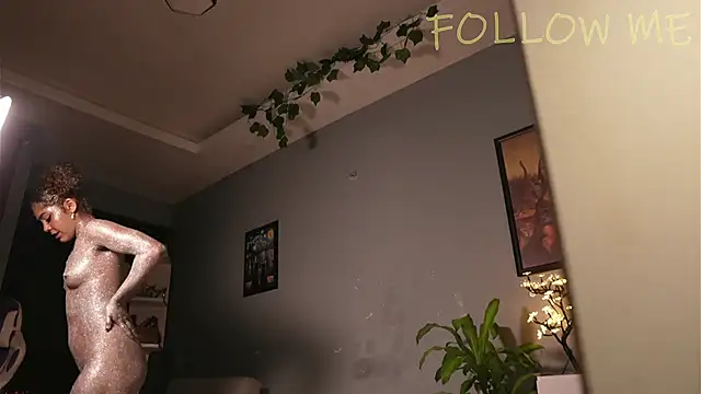 Snapshot of hannachris- chatting on September 2025 11:08:01 PM hannachris- online show from September 2025 11:08:01 PM