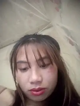 Dung-Thao19 online show from October 2025 10:19:01 PM