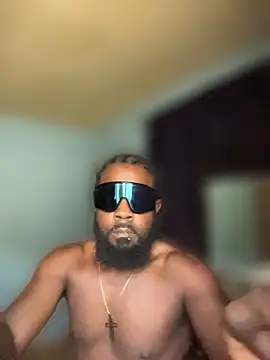 PrettyBudyHead online show from June 2026 04:09:01 PM