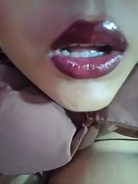 Hott Muskan online show from June 2026 11:04:02 AM