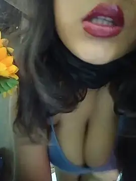 Hott Muskan online show from June 2026 06:52:01 PM