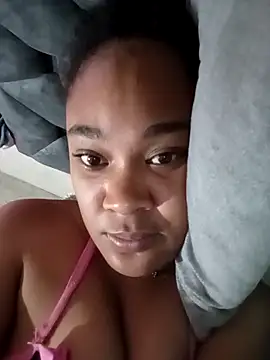 Snapshot of dahian_charlote02 chatting on February 2026 04:40:02 PM dahian charlote02 online show from February 2026 04:40:02 PM