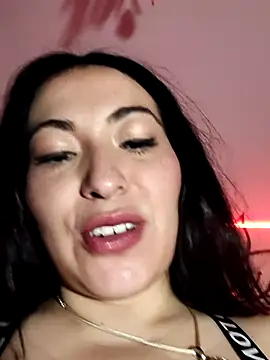 Snapshot of angelicroose2 chatting on December 2025 10:50:02 PM angelicroose2 online show from December 2025 10:50:02 PM