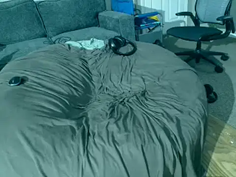 LeeCox online show from December 2024 08:47:01 AM