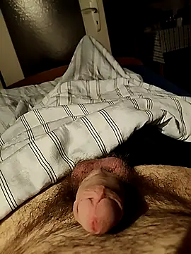 Brutalle88 online show from November 2025 05:12:01 PM