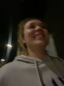 Snapshot of Wild2XXX chatting on October 2025 11:27:02 PM Wild2XXX online show from October 2025 11:27:02 PM