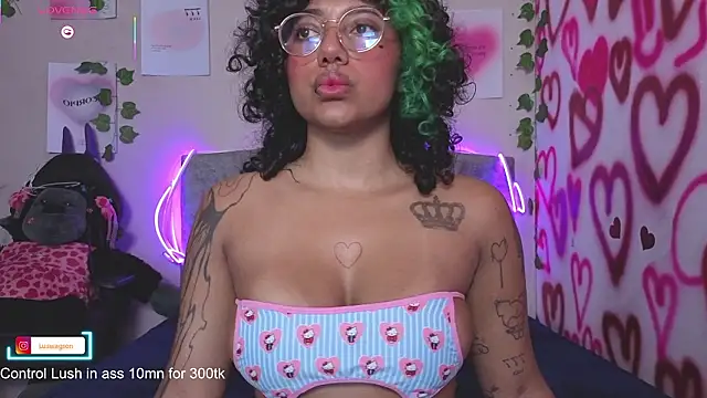 Snapshot of LuckySwagson chatting on February 2026 03:16:02 AM LuckySwagson online show from February 2026 03:16:02 AM