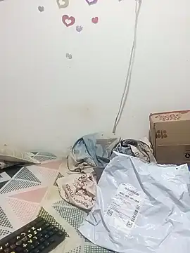 tany90 online show from November 2025 03:28:01 AM