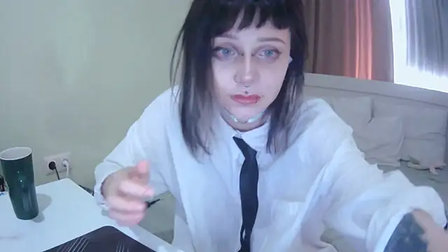 Snapshot of SineKiraReal chatting on September 2025 10:38:02 AM SineKiraReal online show from September 2025 10:38:02 AM