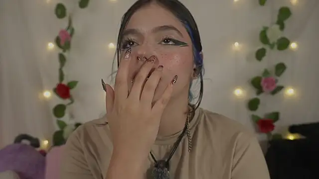 cutee andrea online show from June 2026 02:27:02 AM